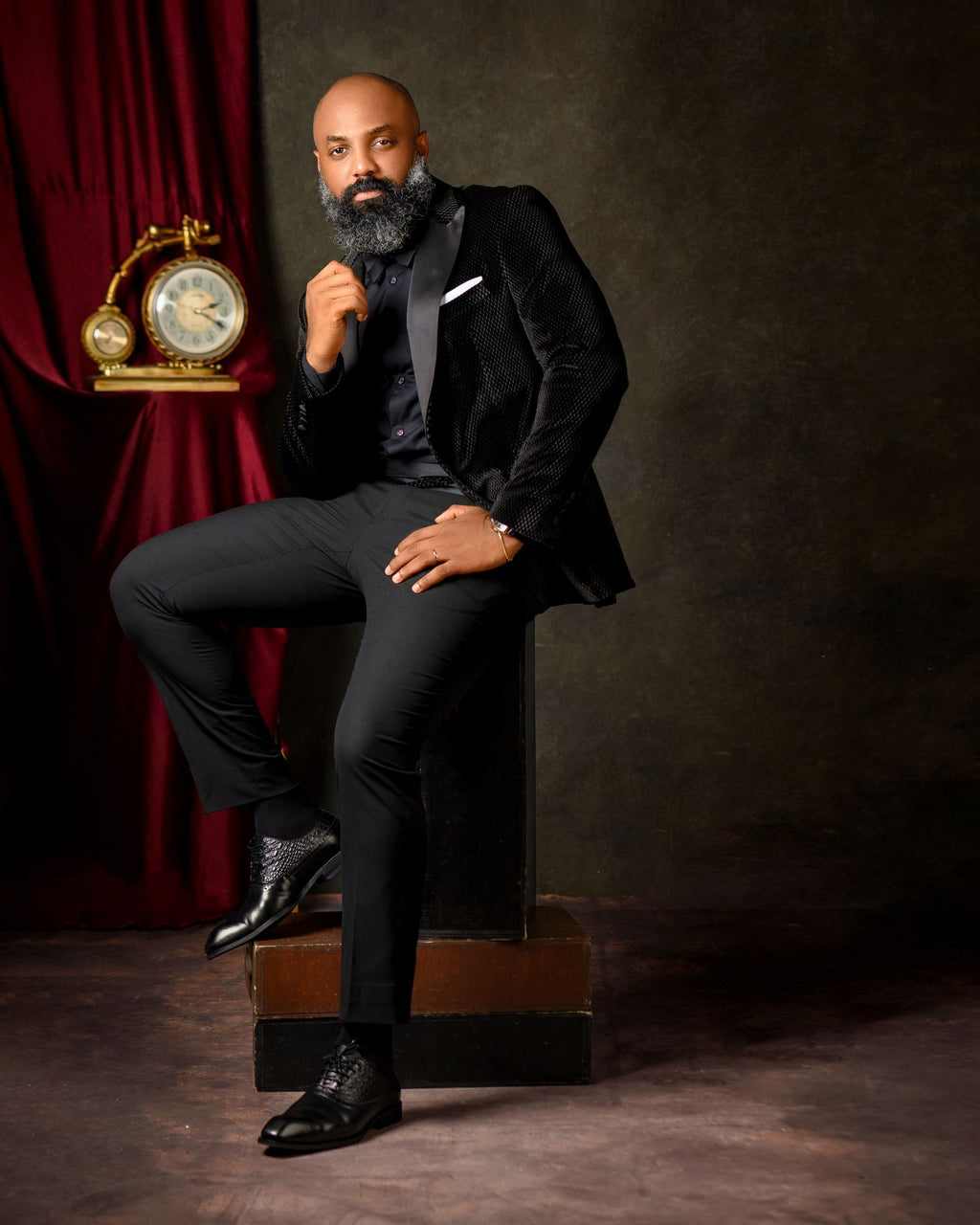 Massura Tuxedo Suit